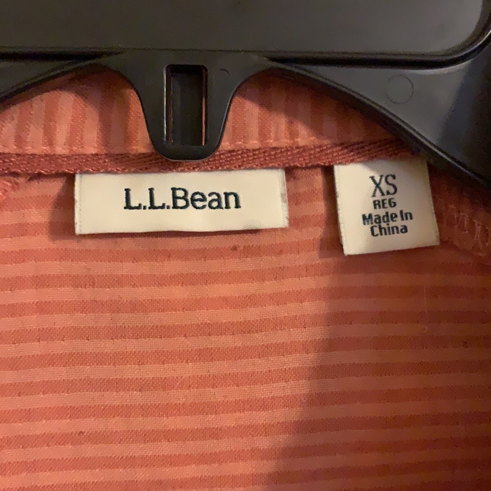 LL Bean Shirt - Picture 2 of 5